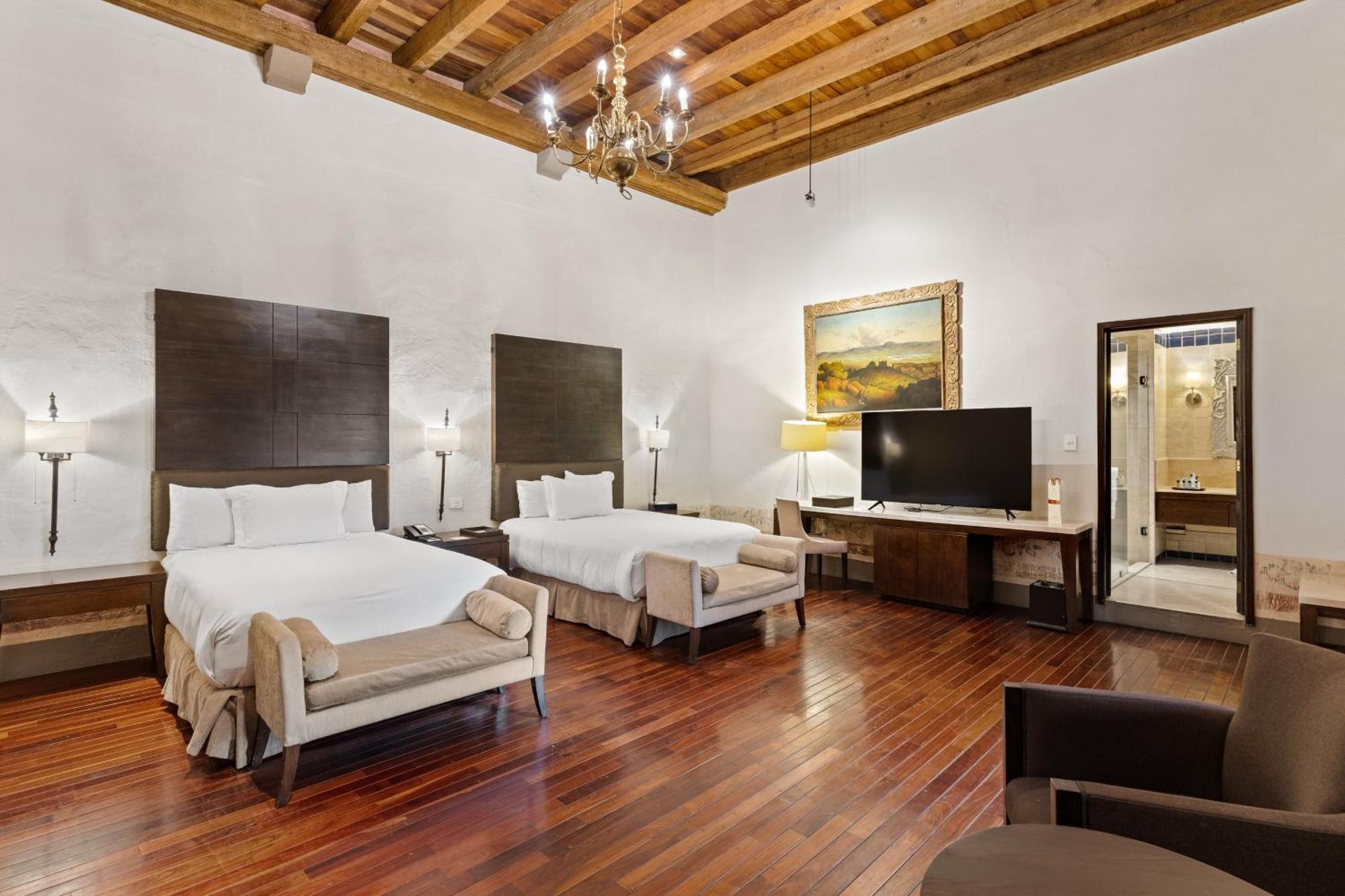 Quinta Real Puebla Hotell Exteriör bild Suite at Hotel El Dorado