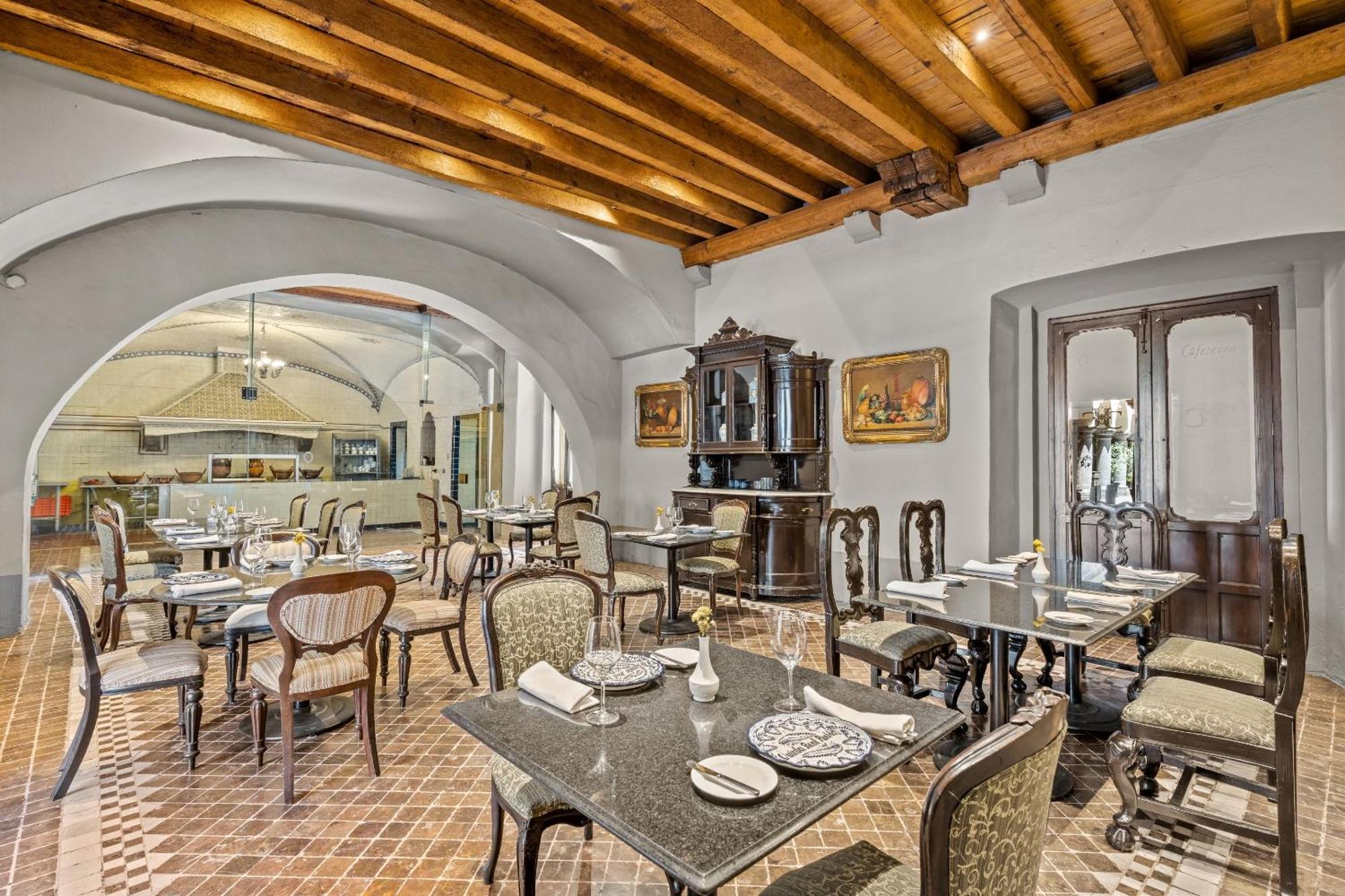 Quinta Real Puebla Hotell Exteriör bild Restaurant interior